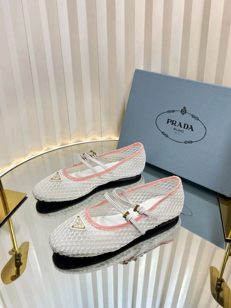 Timeless Prada Flat Shoes 34871