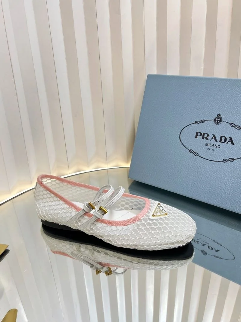 Timeless Prada Flat Shoes 34871
