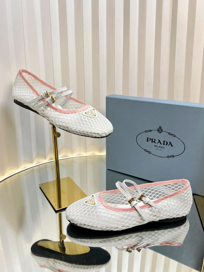 Timeless Prada Flat Shoes 34871