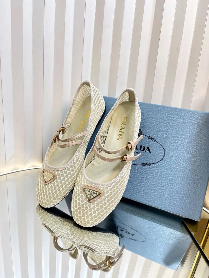 Popular Prada Flat Shoes 34862