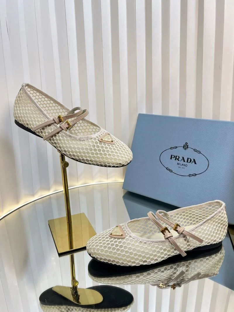 Popular Prada Flat Shoes 34862
