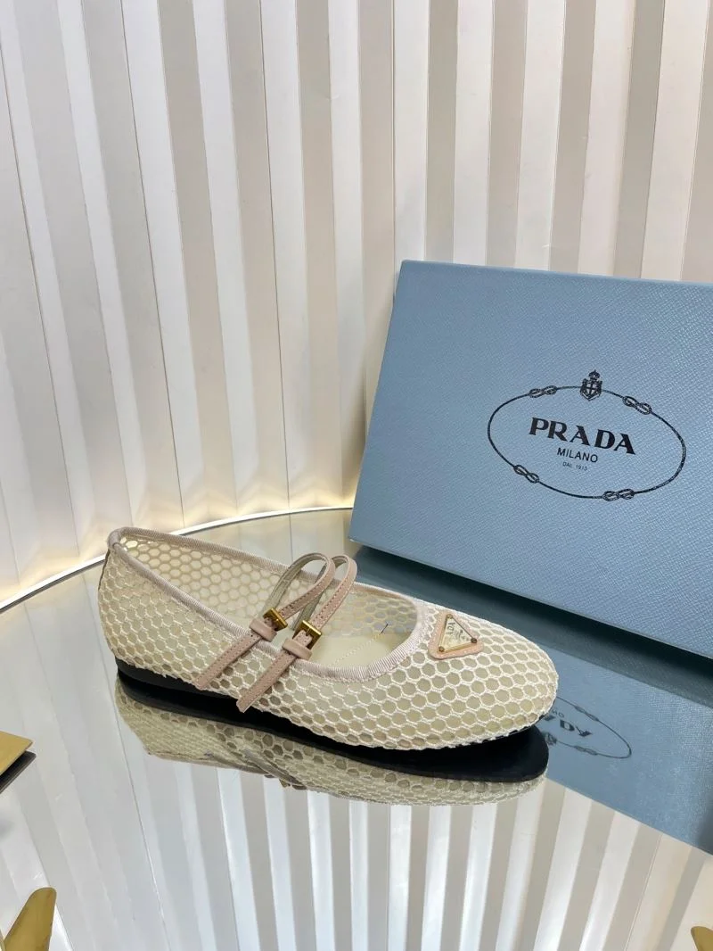 Popular Prada Flat Shoes 34862