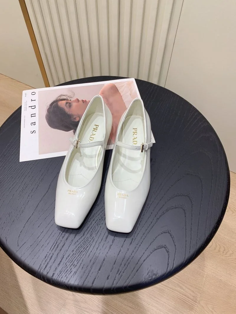 Prada Flat Shoes Bright 34257