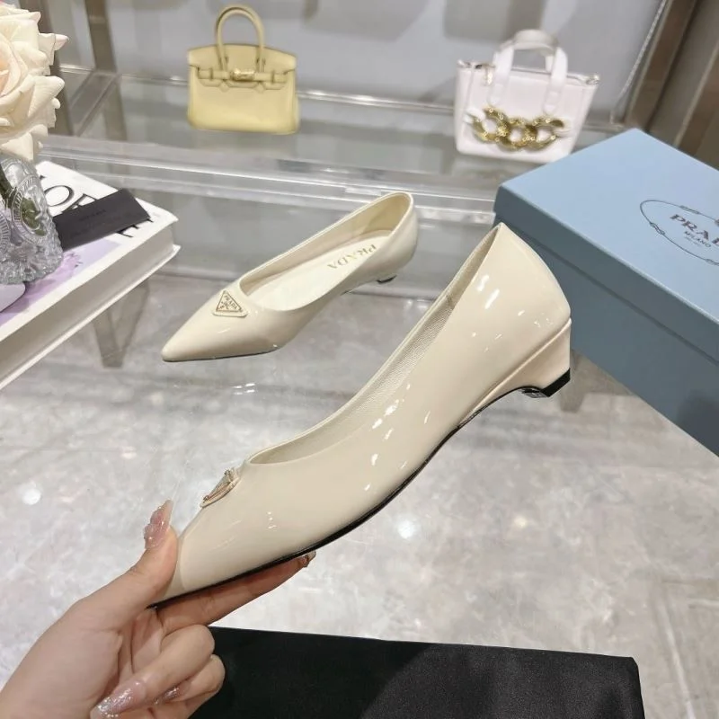 Prada Flat Shoes Chic 34248
