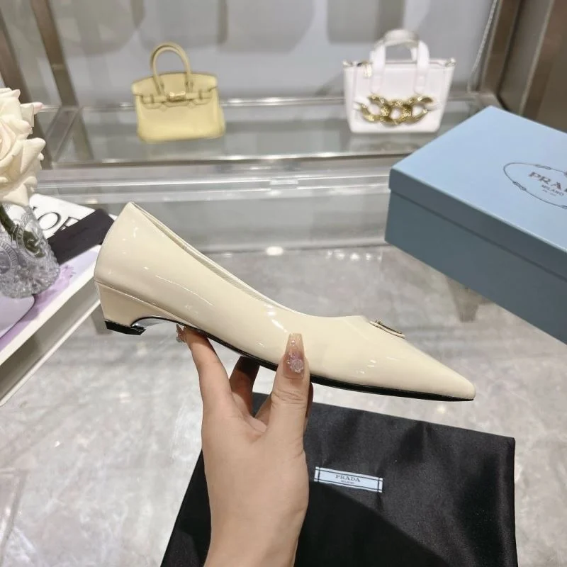 Prada Flat Shoes Chic 34248