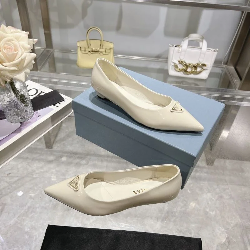 Prada Flat Shoes Chic 34248