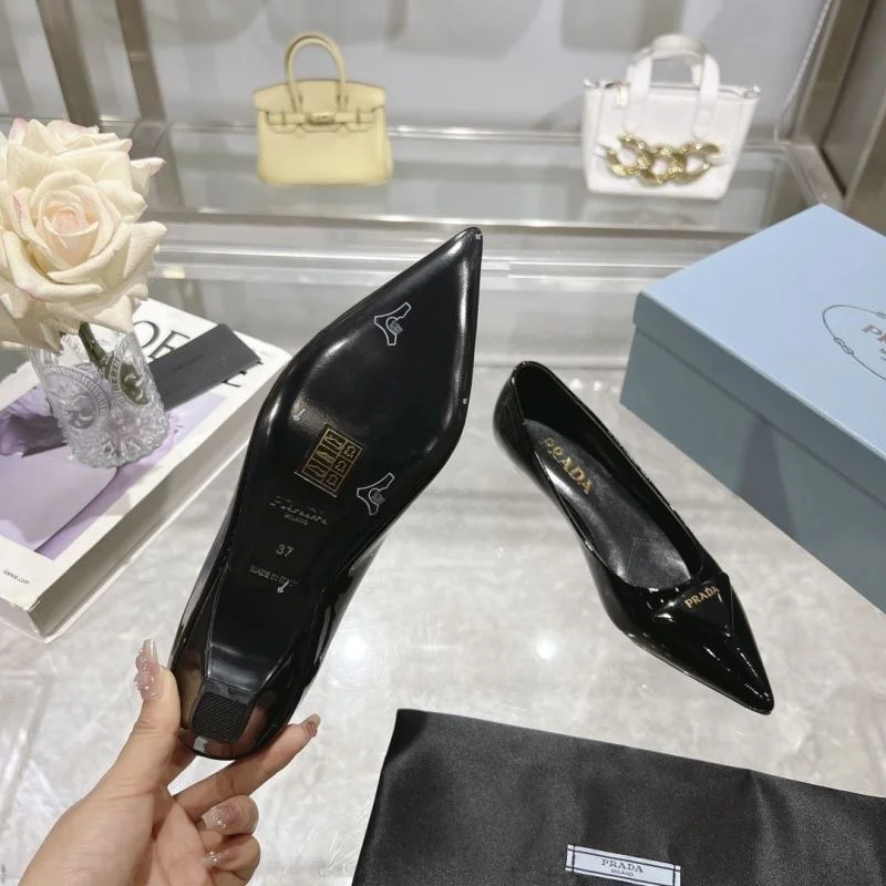 Prada Flat Shoes Practical 34240