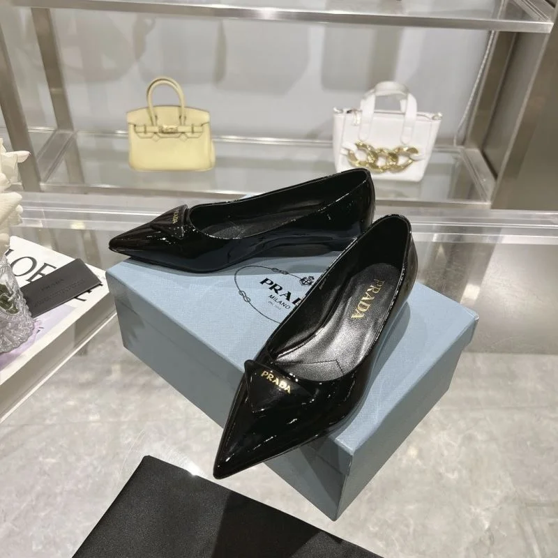 Prada Flat Shoes Practical 34240