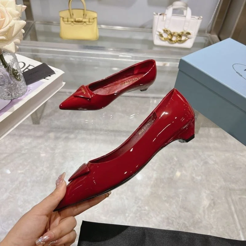 Prada Flat Shoes EyeCatching 34241