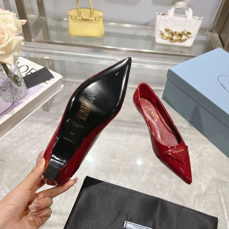 Prada Flat Shoes EyeCatching 34241