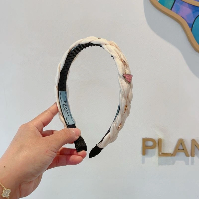 EyeCatching Prada Hair Hoop 262902