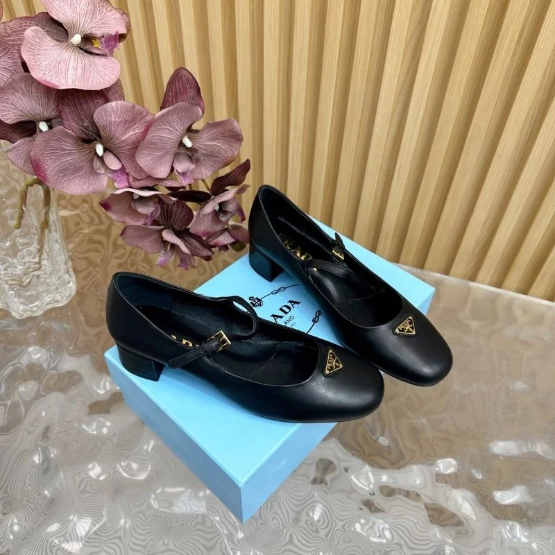 SoftTouch Prada Heeled Shoes 35178