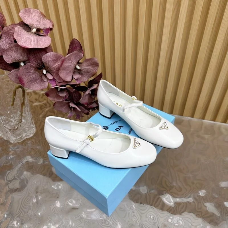 Prada Heeled Shoes AllSeason 35177