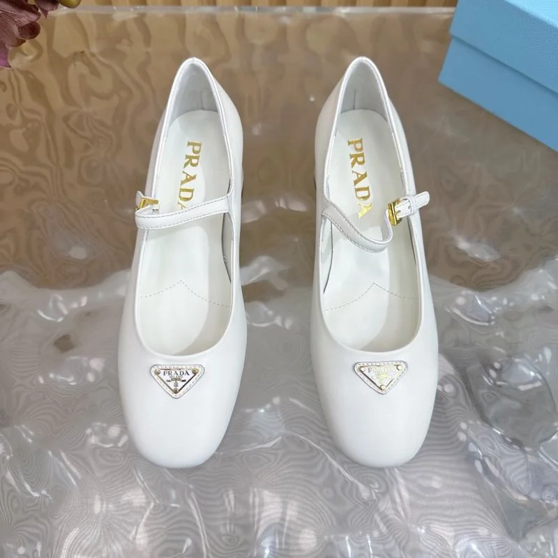 Prada Heeled Shoes AllSeason 35177