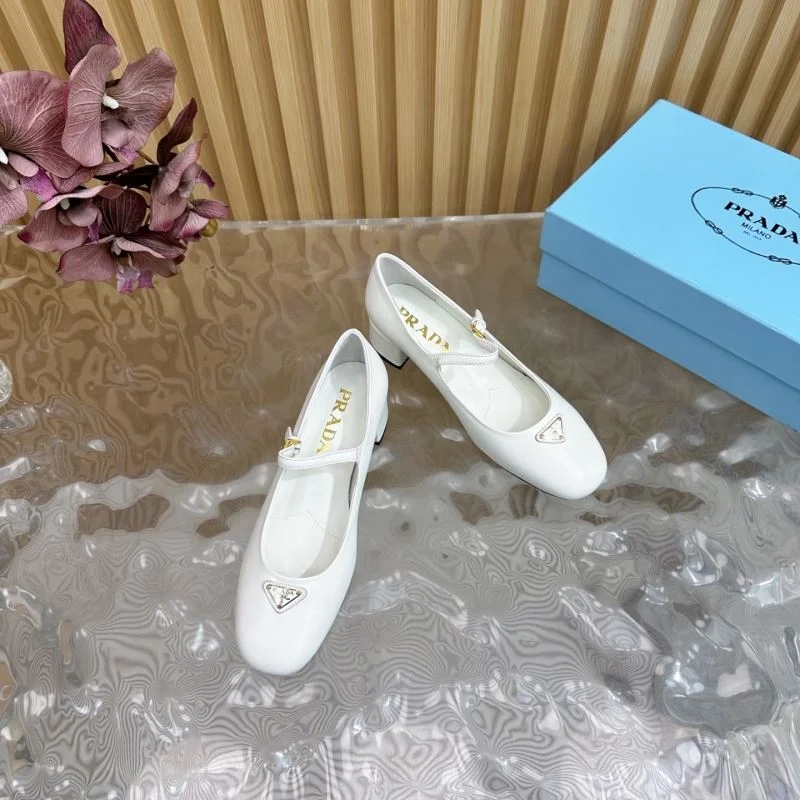 Prada Heeled Shoes AllSeason 35177