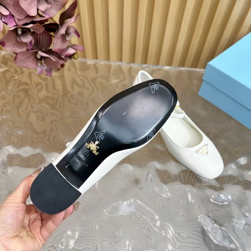 Prada Heeled Shoes AllSeason 35177