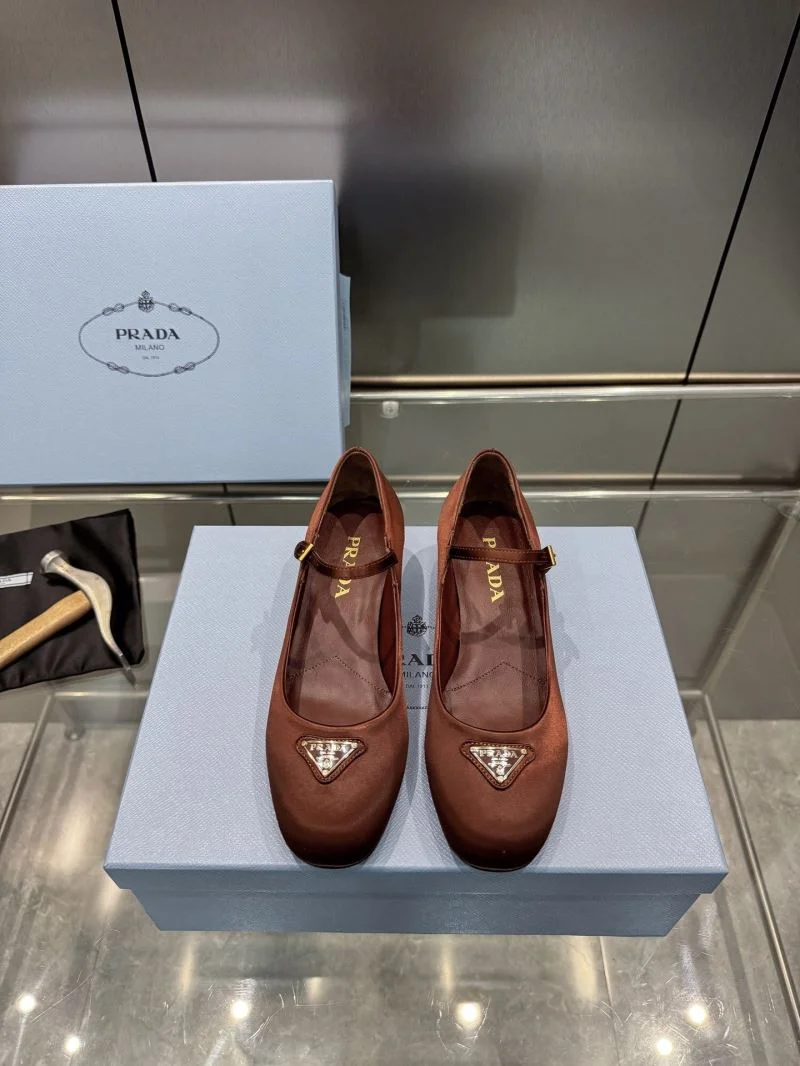 Prada Heeled Shoes EasyMatch 35155