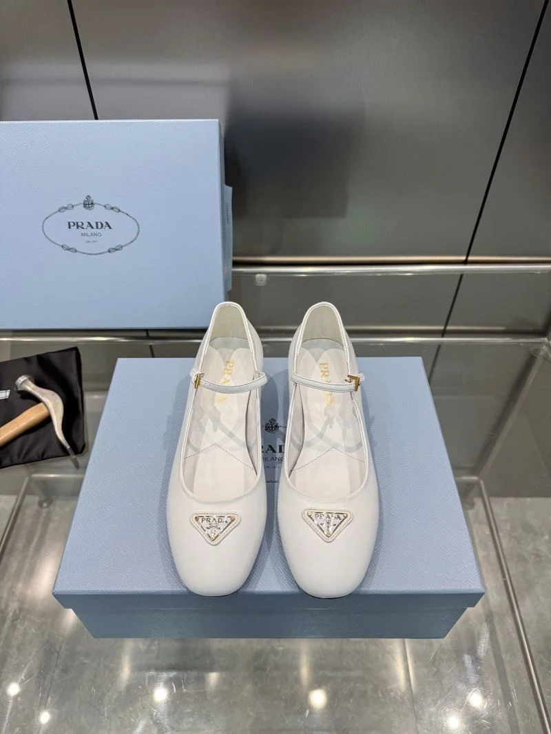 Lightweight Prada Heeled Shoes 35165