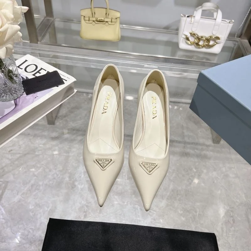 Prada Heeled Shoes Chic 35152