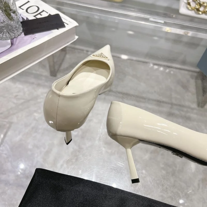 Prada Heeled Shoes Chic 35152