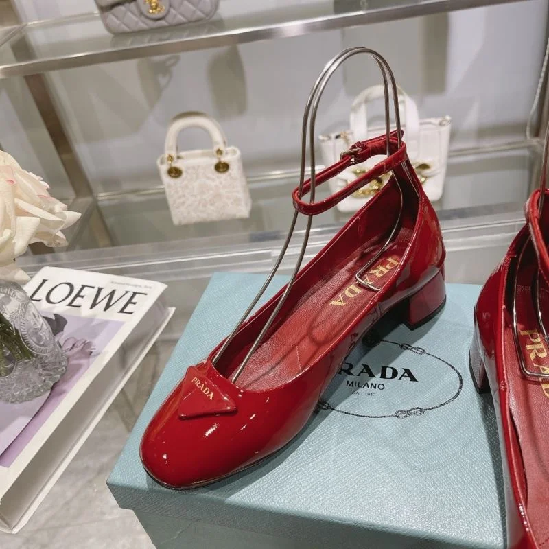 Breathable Prada Heeled Shoes 35167