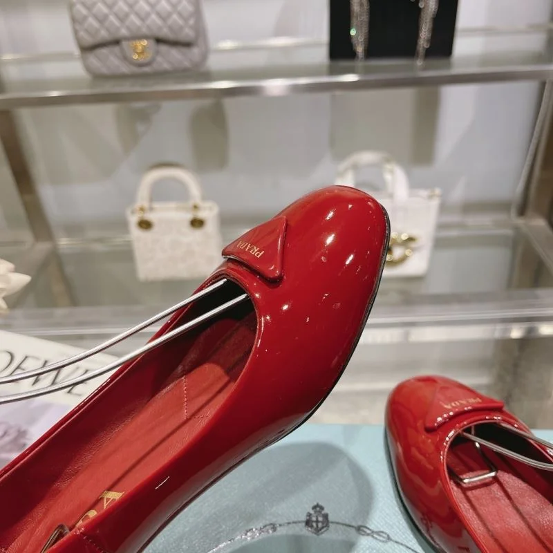 Breathable Prada Heeled Shoes 35167