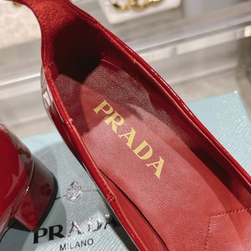 Breathable Prada Heeled Shoes 35167
