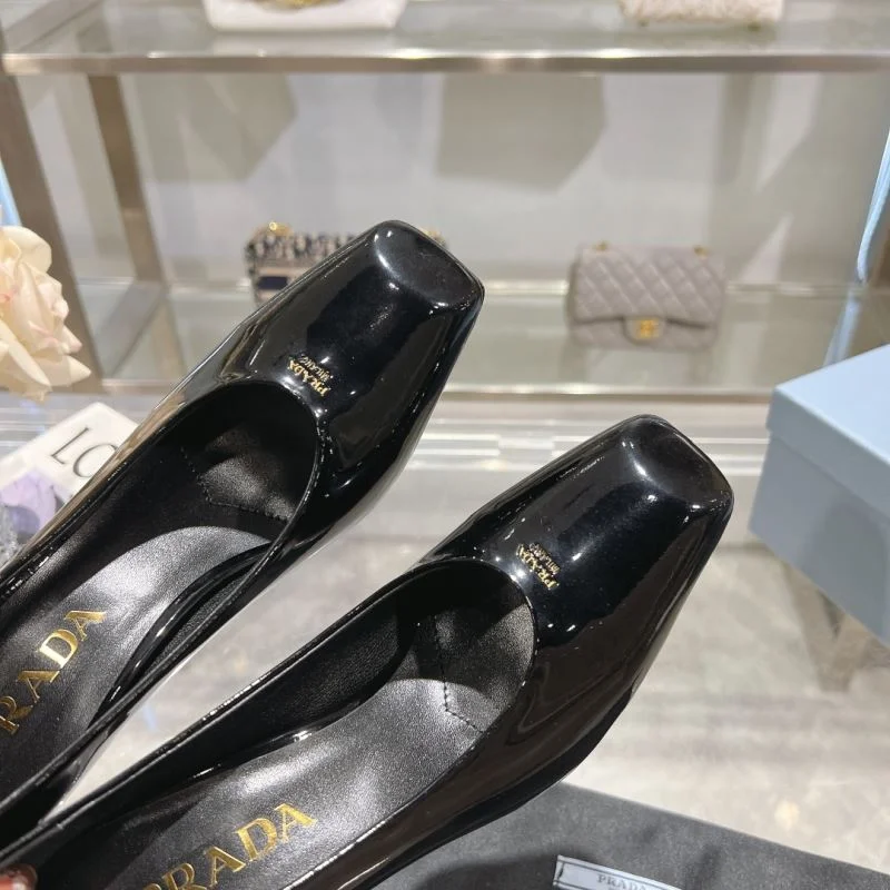 Prada Heeled Shoes Supportive 35169