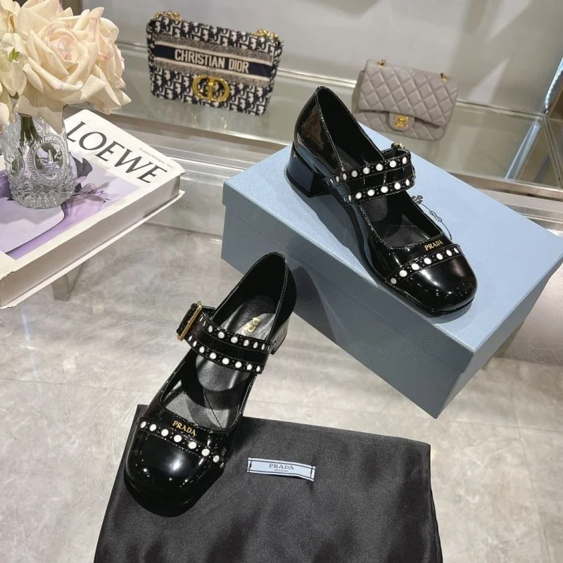 Prada Heeled Shoes Unisex 35150