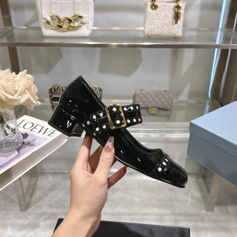 Prada Heeled Shoes Unisex 35150