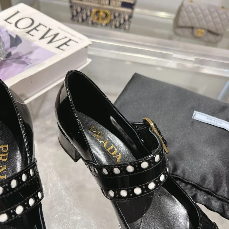 Prada Heeled Shoes Unisex 35150