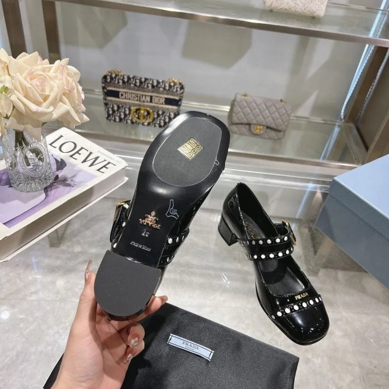 Prada Heeled Shoes Unisex 35150