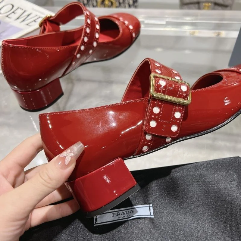 Prada Heeled Shoes Attractive 35141