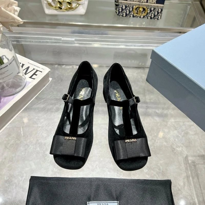 Packable Prada Heeled Shoes 35172