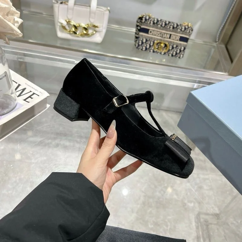 Packable Prada Heeled Shoes 35172
