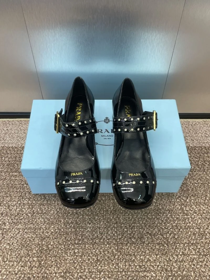 StreetReady Prada Heeled Shoes 35143