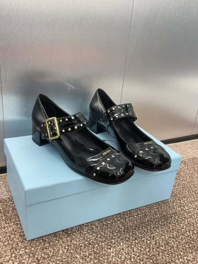 StreetReady Prada Heeled Shoes 35143