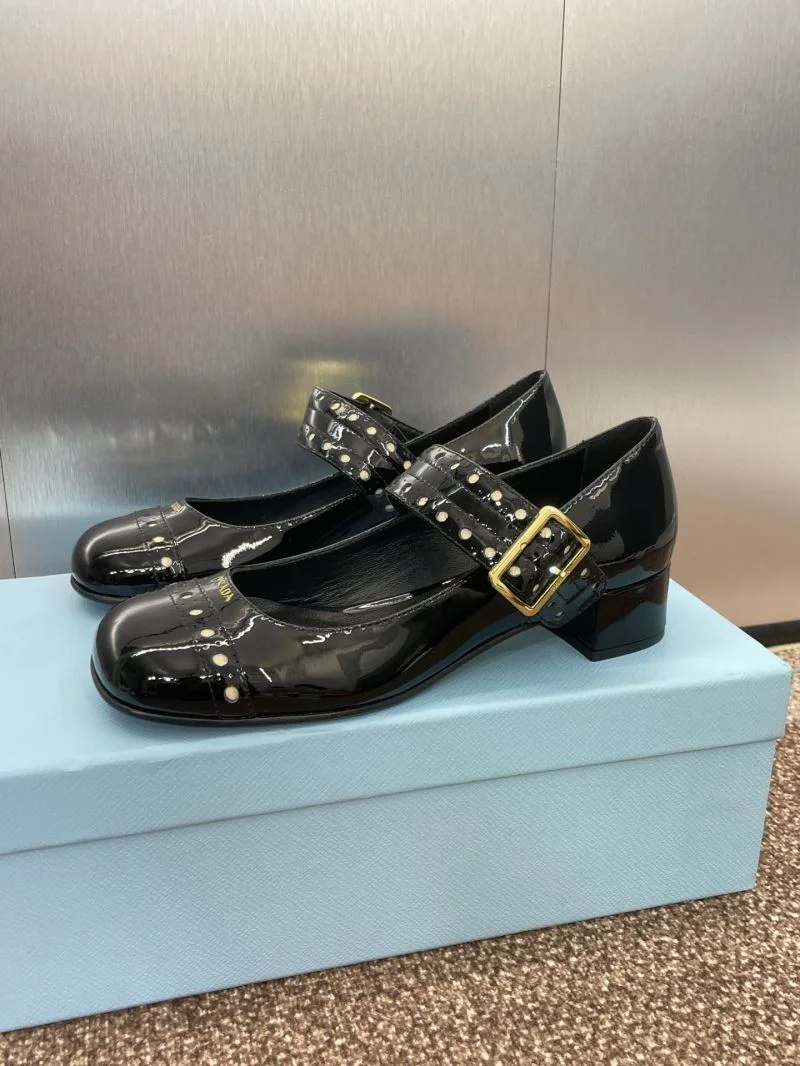 StreetReady Prada Heeled Shoes 35143