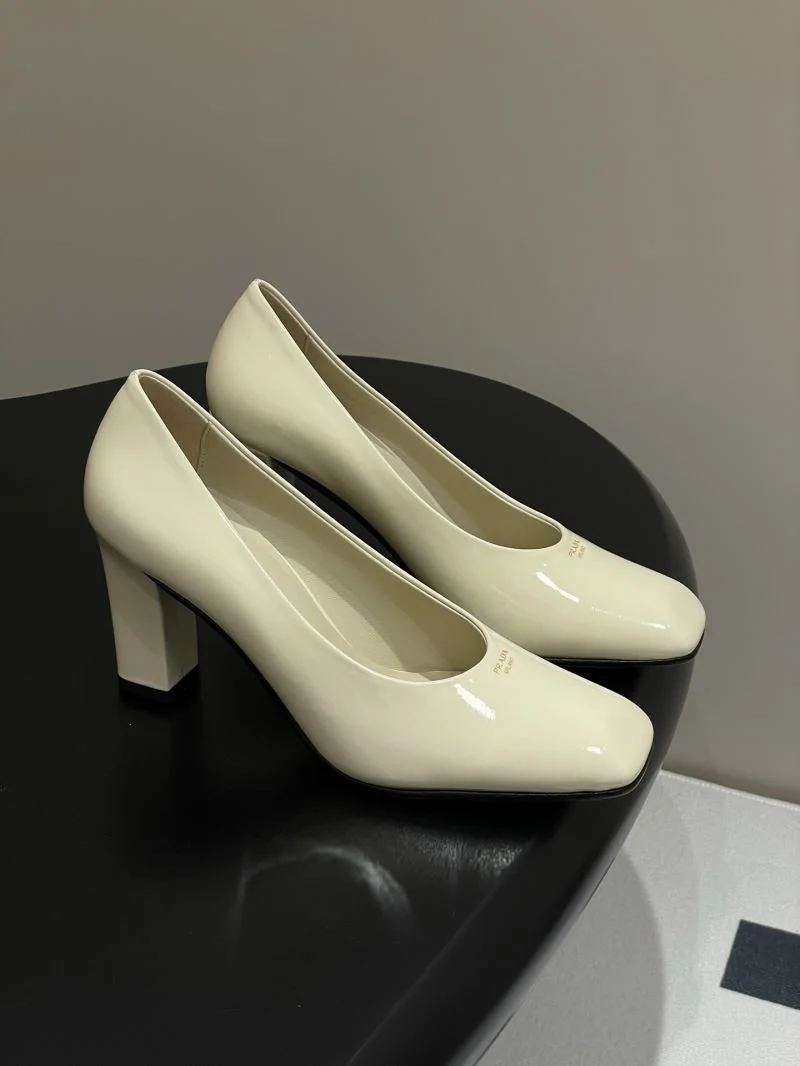 Prada Heeled Shoes Durable 34885