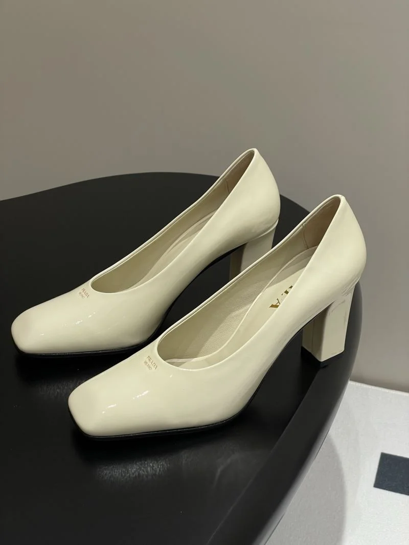 Prada Heeled Shoes Durable 34885