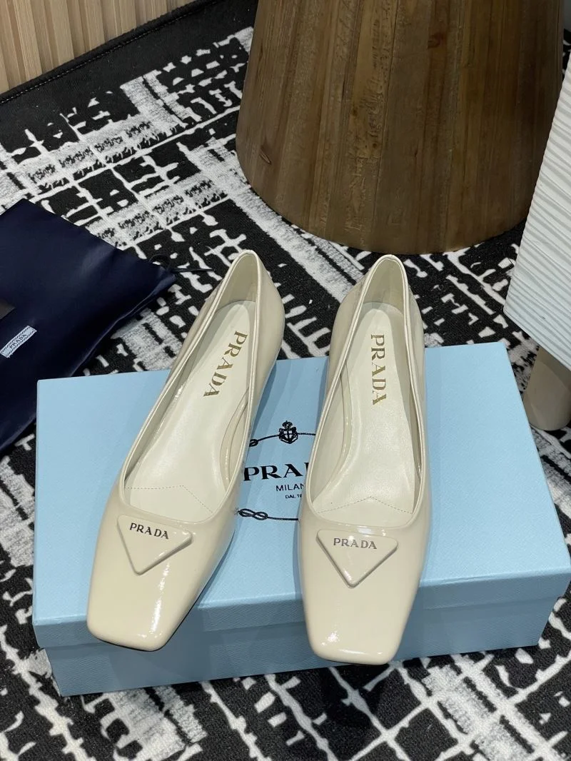 Timeless Prada Heeled Shoes 34859