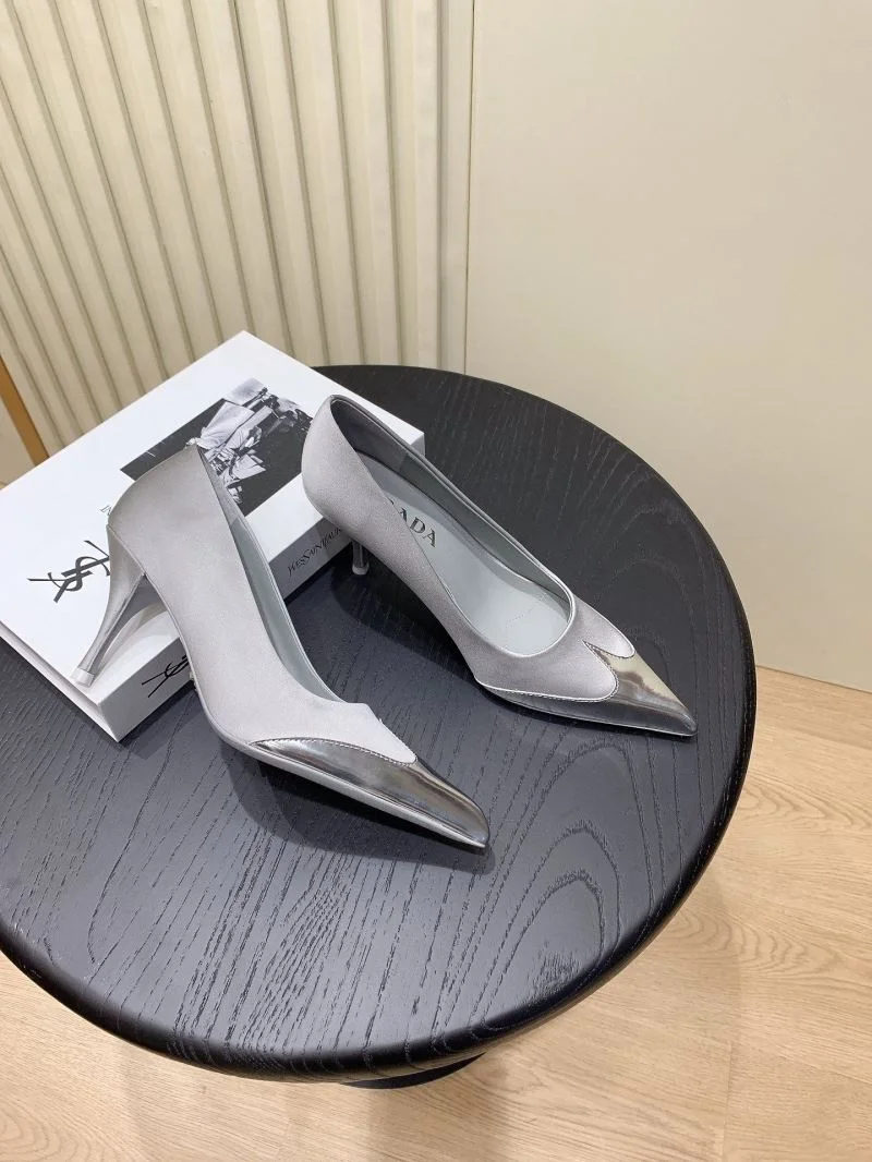 Prada Heeled Shoes MultiPurpose 34235
