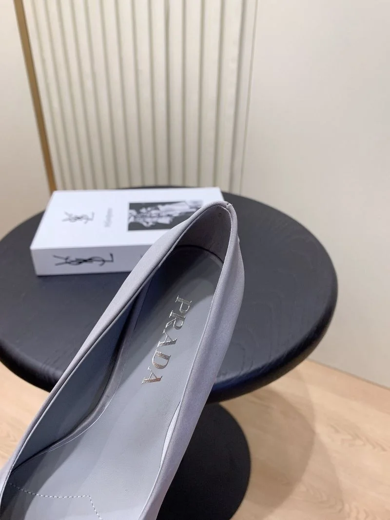 Prada Heeled Shoes MultiPurpose 34235