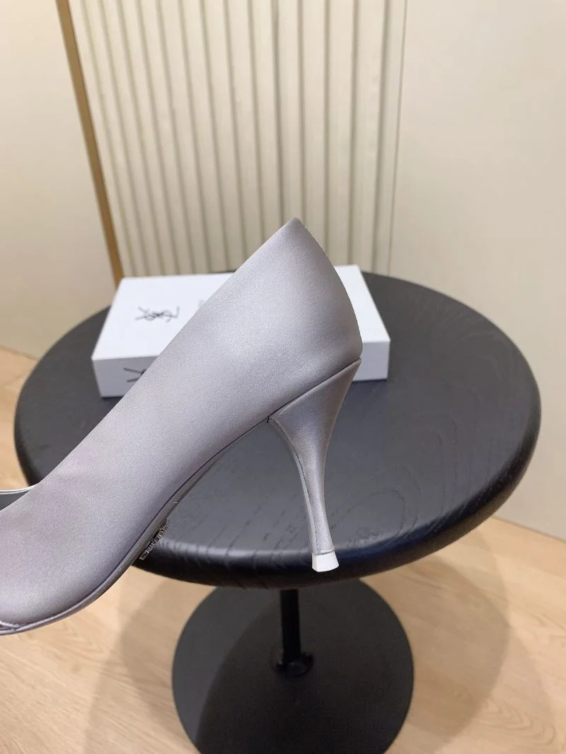 Prada Heeled Shoes MultiPurpose 34235