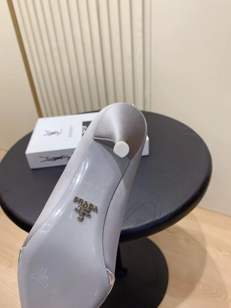 Prada Heeled Shoes MultiPurpose 34235