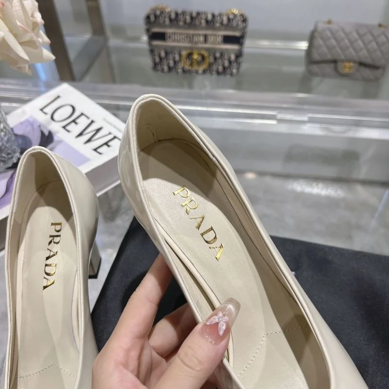 Neat Prada Heeled Shoes 34228