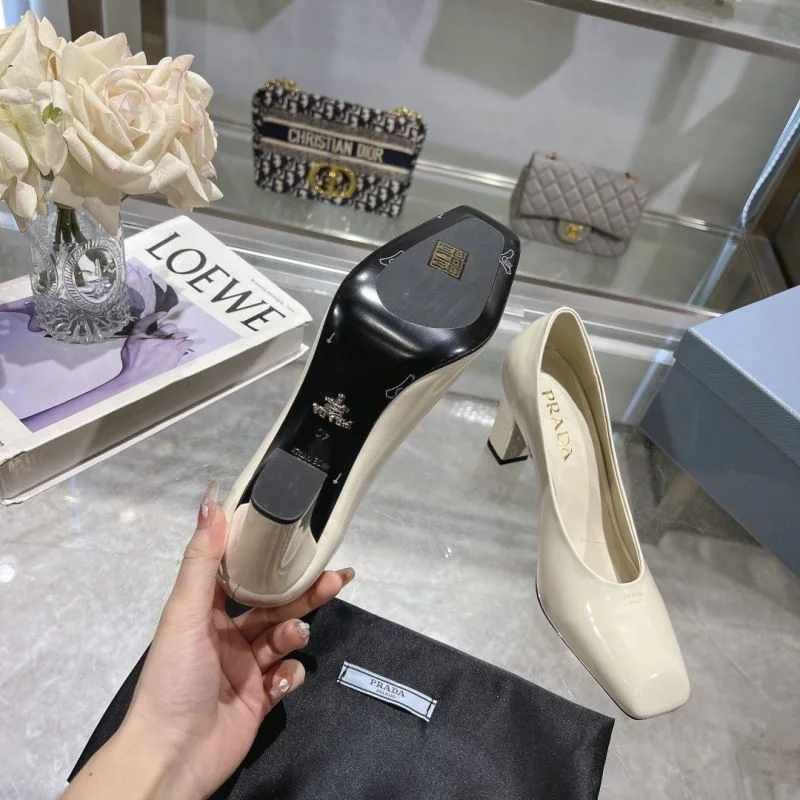 Neat Prada Heeled Shoes 34228