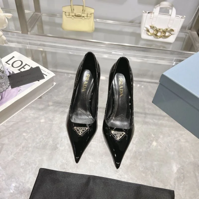 Prada Heeled Shoes UrbanStyle 34219