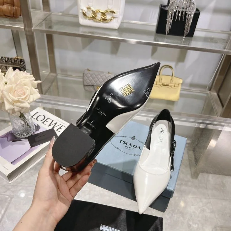 Efficient Prada Heeled Shoes 34206