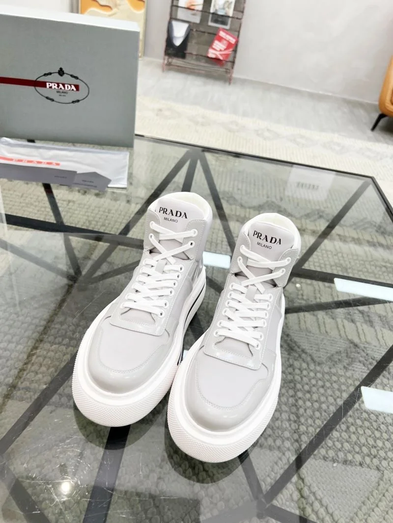 Prada High Shoes Bright 33987